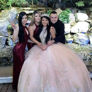 Meet your Posher, Nery